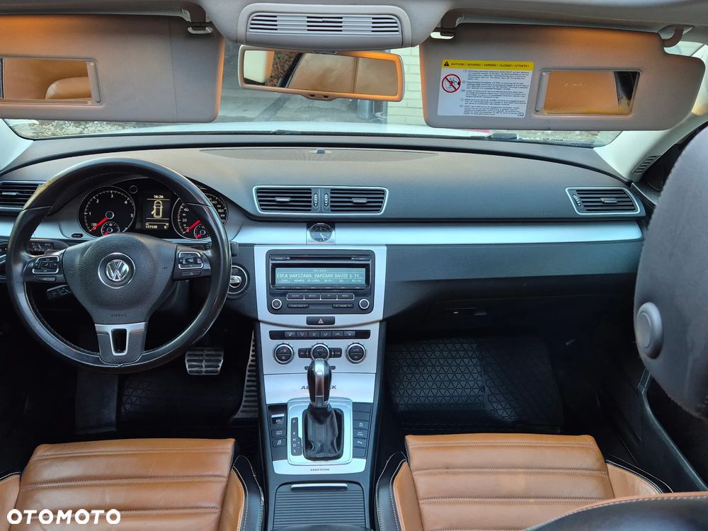 Volkswagen Passat 2.0 TDI DSG BlueMotion Technology Highline - 29