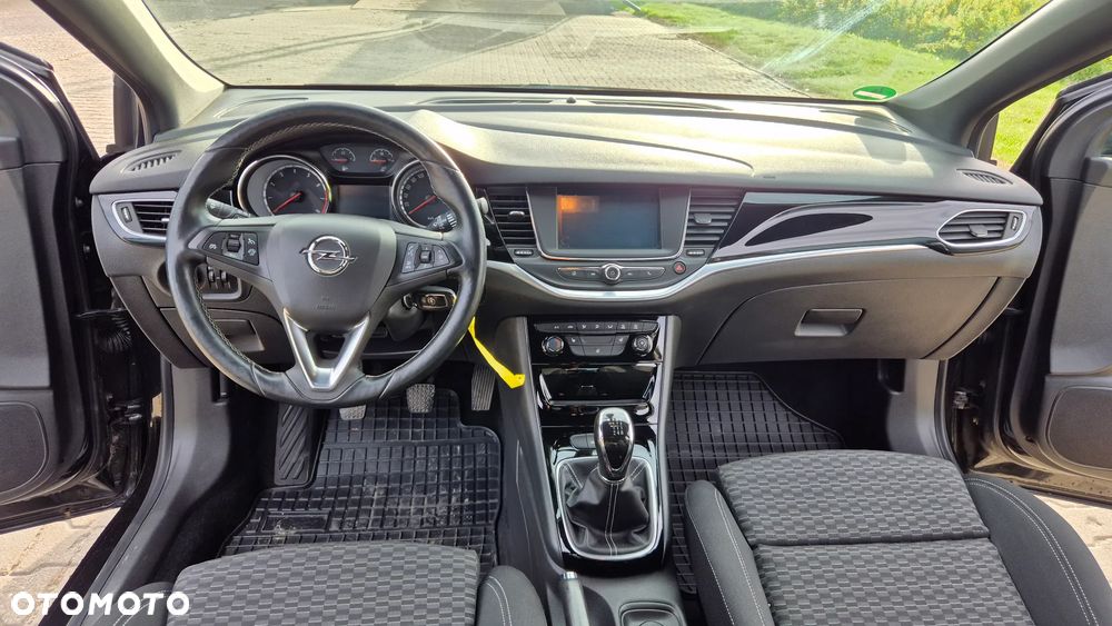 Opel Astra 1.4 T Dynamic - 23