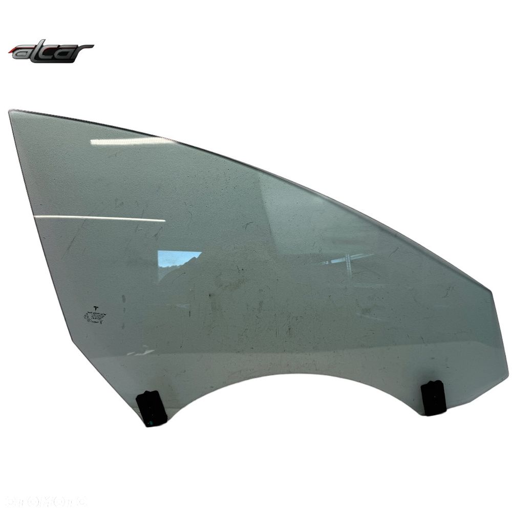 SZYBA DRZWI PRAWY PRZÓD TESLA 3 LAMINATED 2021r - 1