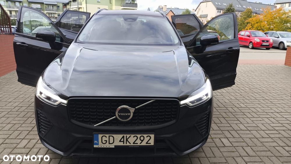 Volvo XC 60 B5 B AWD Ultimate Dark - 10