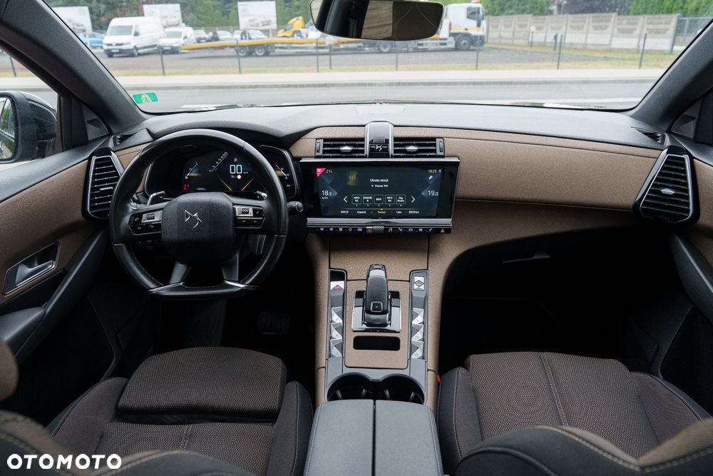 DS Automobiles DS 7 Crossback 1.6 PureTech So Chic - 17