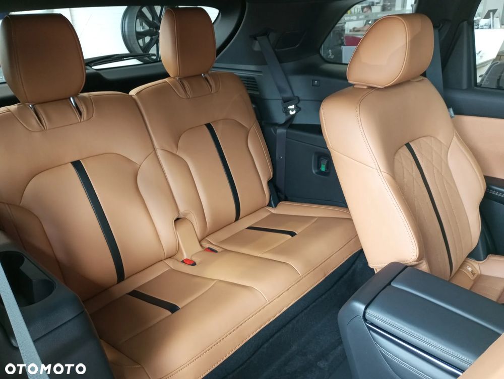 Mazda CX-80 ver-2-5-e--skyactiv-phev-homura-plus-awd - 4