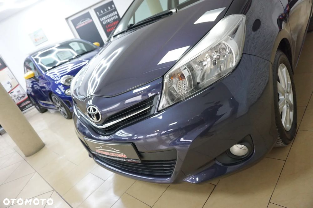 Toyota Yaris 1.0 VVT-i Life - 11