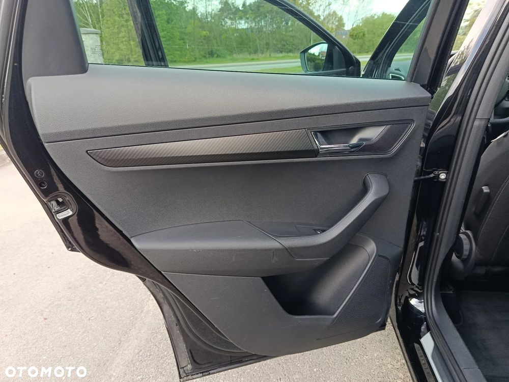 Skoda Karoq 1.5 TSI ACT 4x4 DSG Sportline - 32