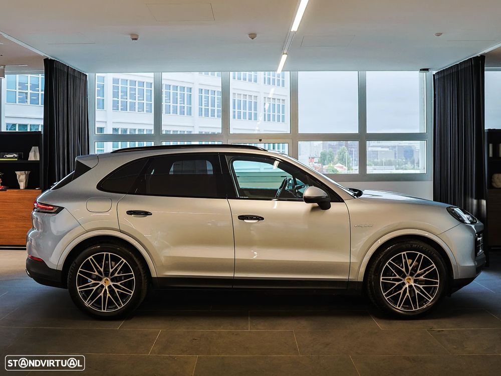 Porsche Cayenne E-Hybrid — fotografia 7
