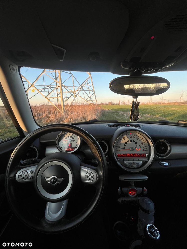 MINI Cooper Standard - 7