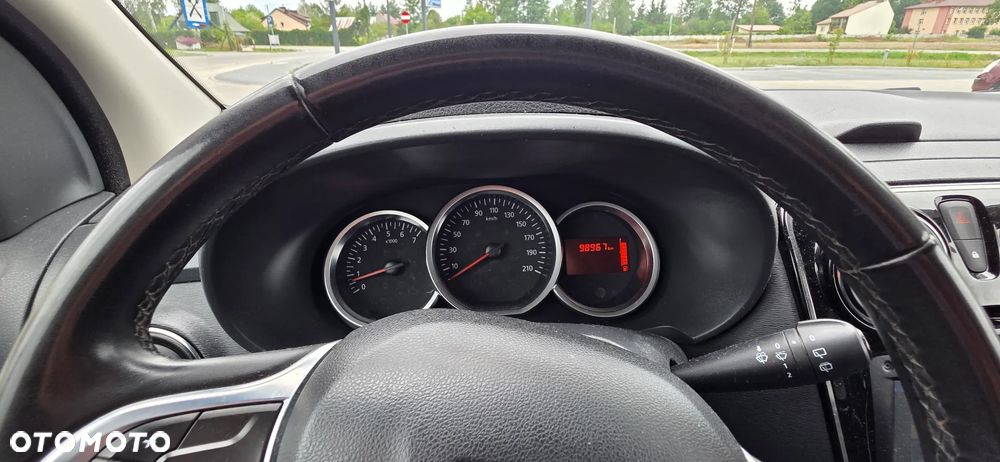 Dacia Lodgy 1.6 SCe Stepway S&S - 6