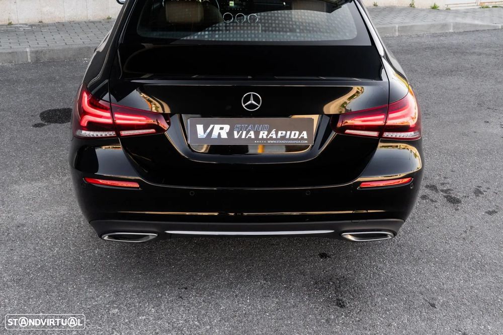 Mercedes-Benz A 180 Limousine d Progressive Aut. - 35
