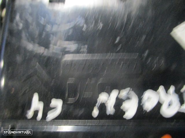 Grelha Friso 9676609977 CITROEN C4 2 B71 FASE 1 2012 1.6HDI 112CV 5P BRANCO MEIO SOFAGEM - 4