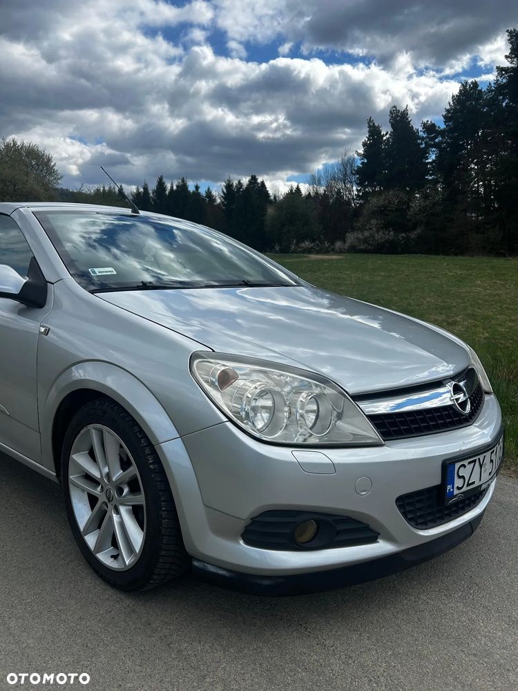 Opel Astra 1.6 - 8