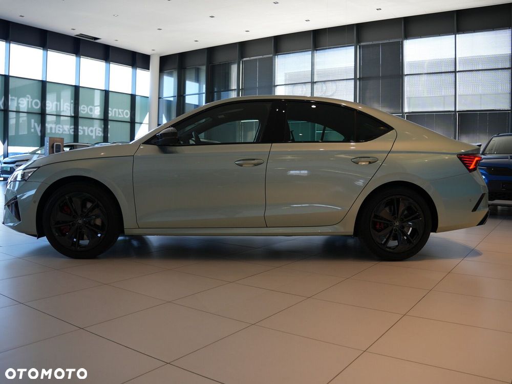 Skoda Octavia 2.0 TSI RS DSG - 11