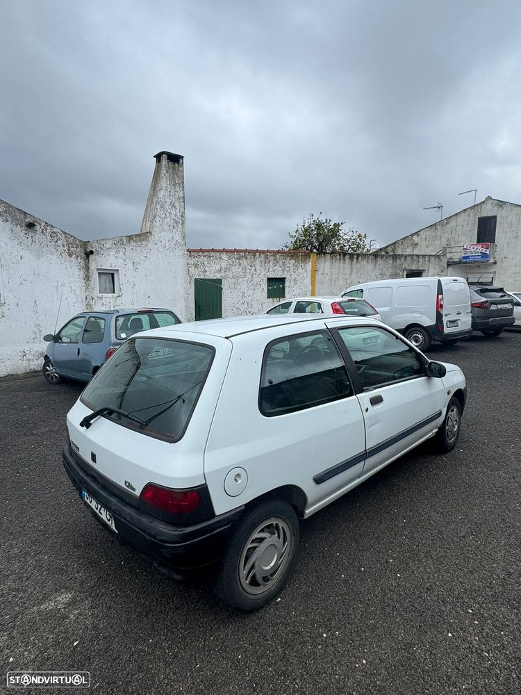 Renault Clio - 4