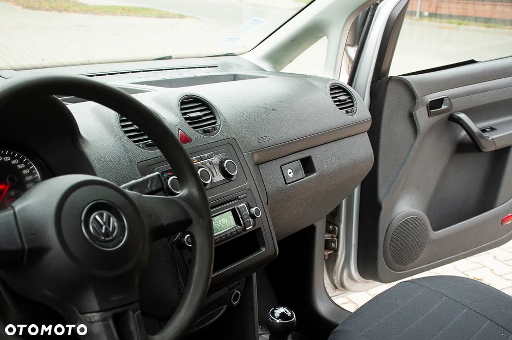 Volkswagen Caddy - 26