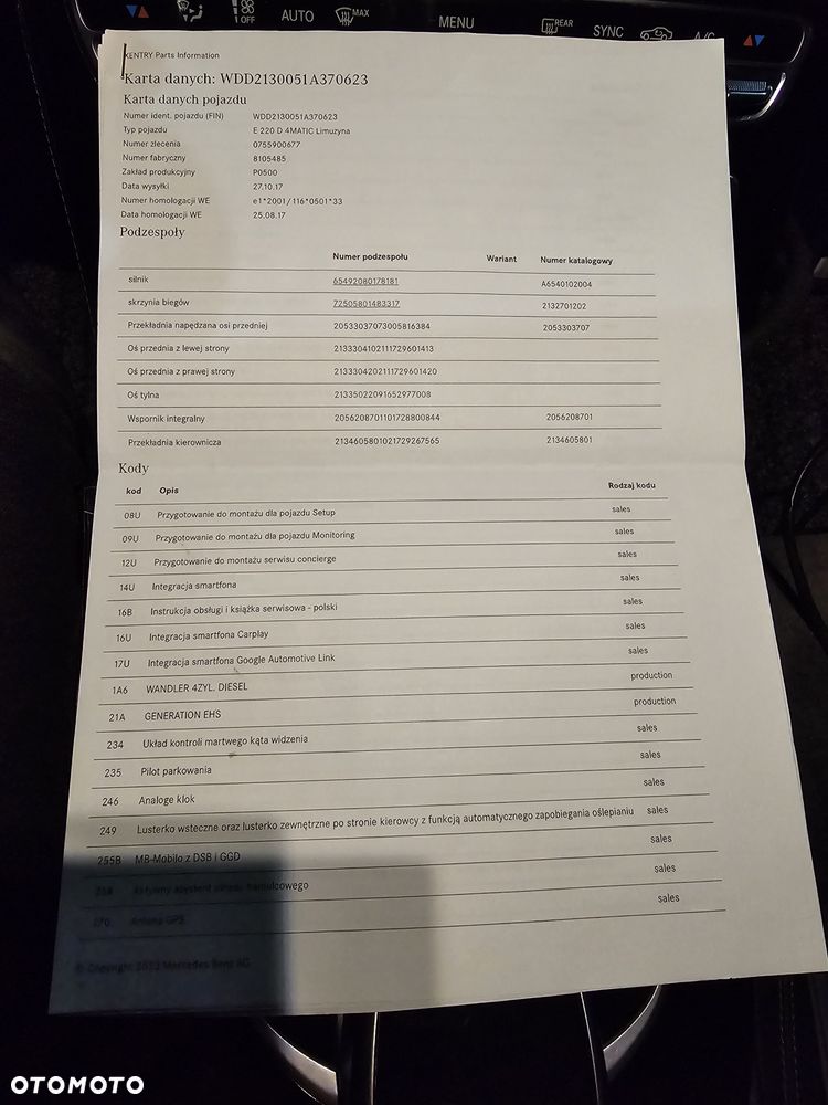 Mercedes-Benz Klasa E 220 d 4-Matic 9G-TRONIC - 36