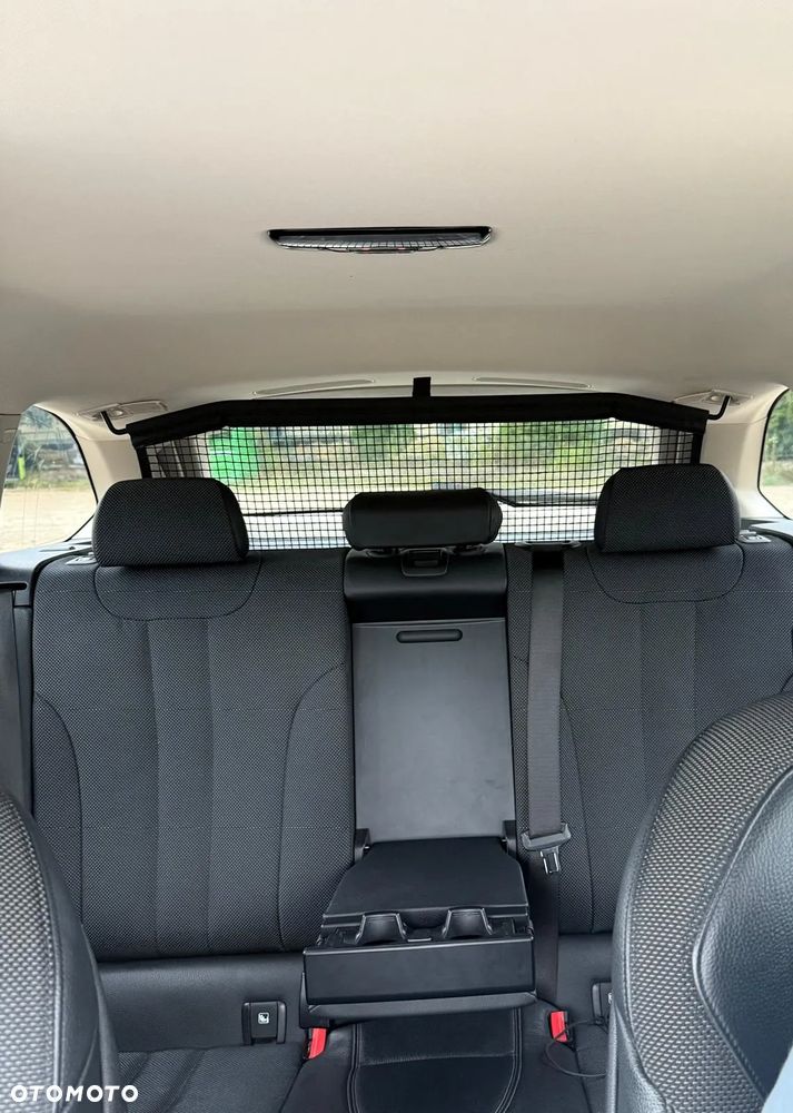 BMW Seria 5 520d Sport Line - 26