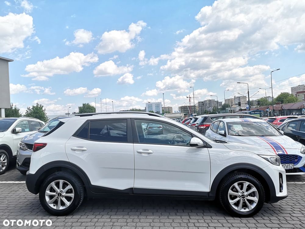 Kia Stonic 1.2 L - 5