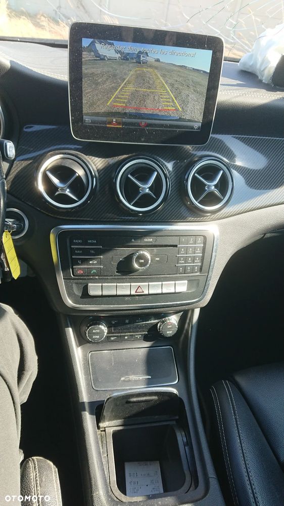 Mercedes-Benz CLA - 9