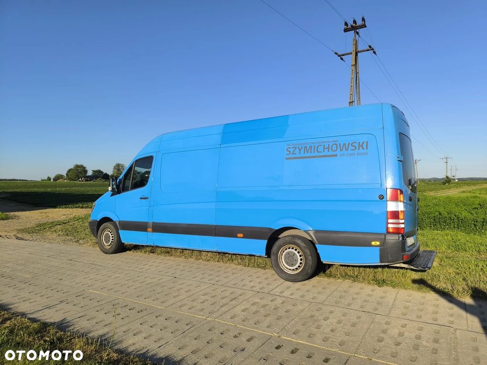 Mercedes-Benz Sprinter - 5