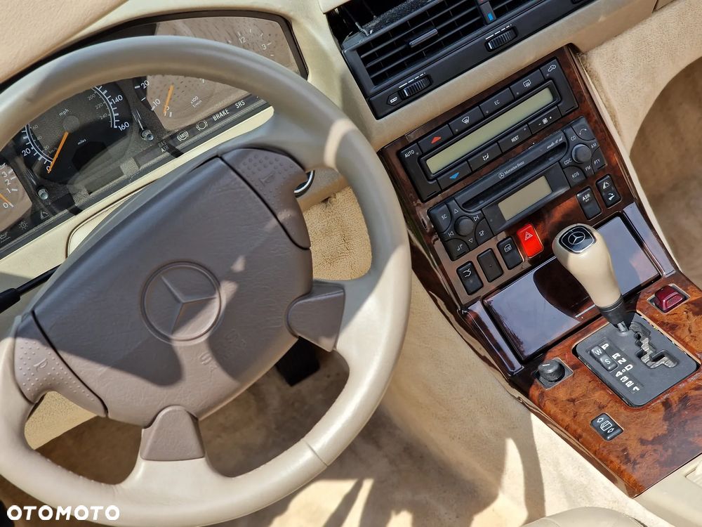 Mercedes-Benz SL 500 - 11