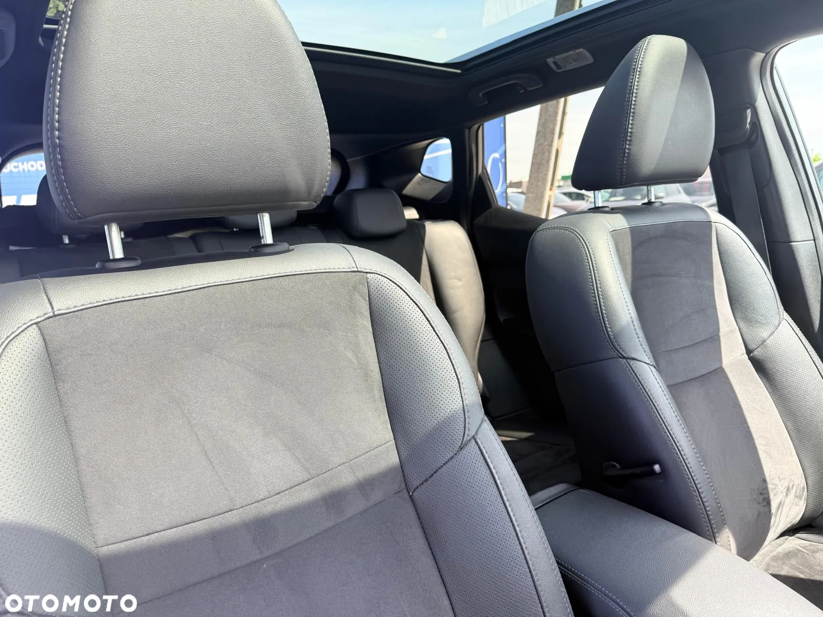 Nissan Qashqai 1.6 dCi Xtronic TEKNA - 20