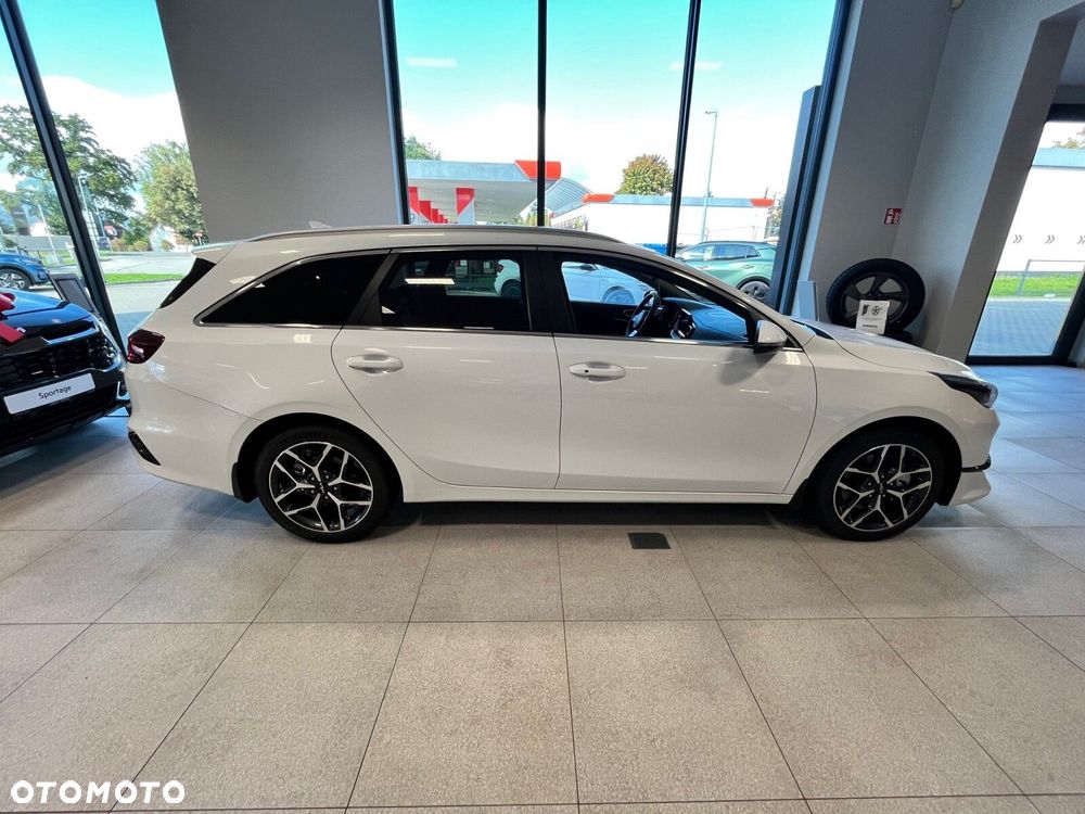 Kia Ceed - 3