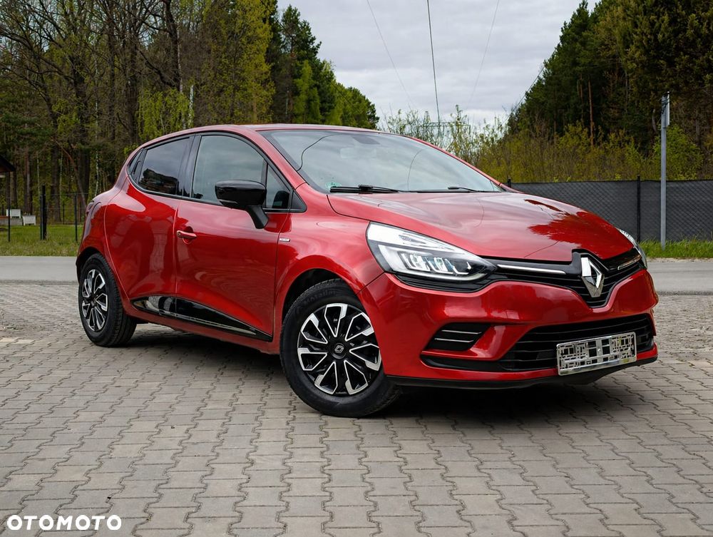 Renault Clio - 1