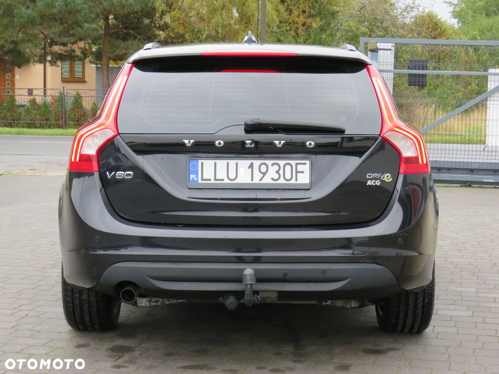 Volvo V60 DRIVe - 16