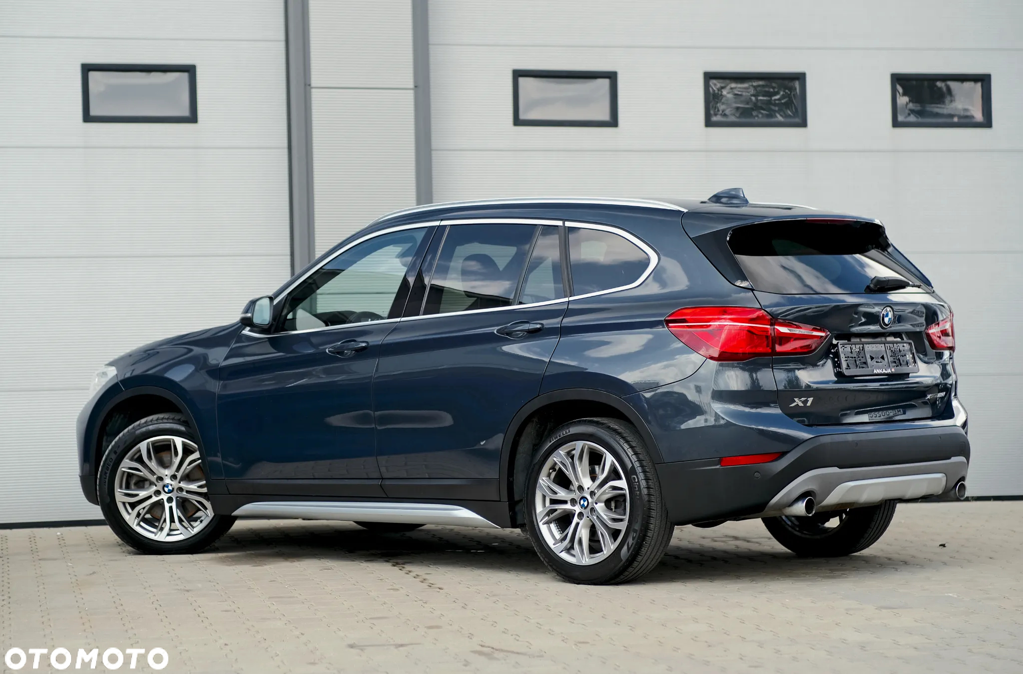 BMW X1 - 11