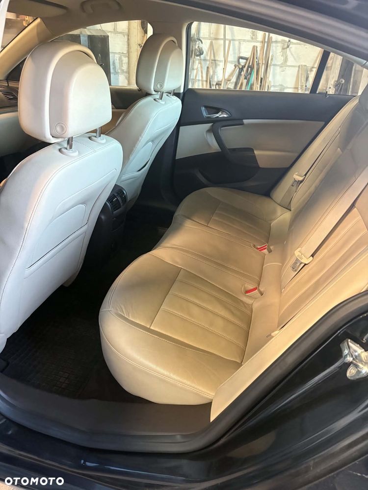 Opel Insignia - 4