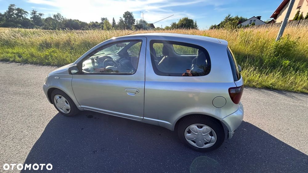 Toyota Yaris 1.0 Luna - 5