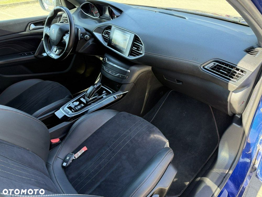 Peugeot 308 BlueHDi 130 EAT8 Stop & Start GT Pack - 13