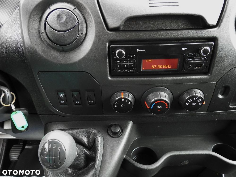 Renault MASTER PLANDEKA 10 PALET WEBASTO TEMPOMAT KLIMATYZACJA  170KM - 32