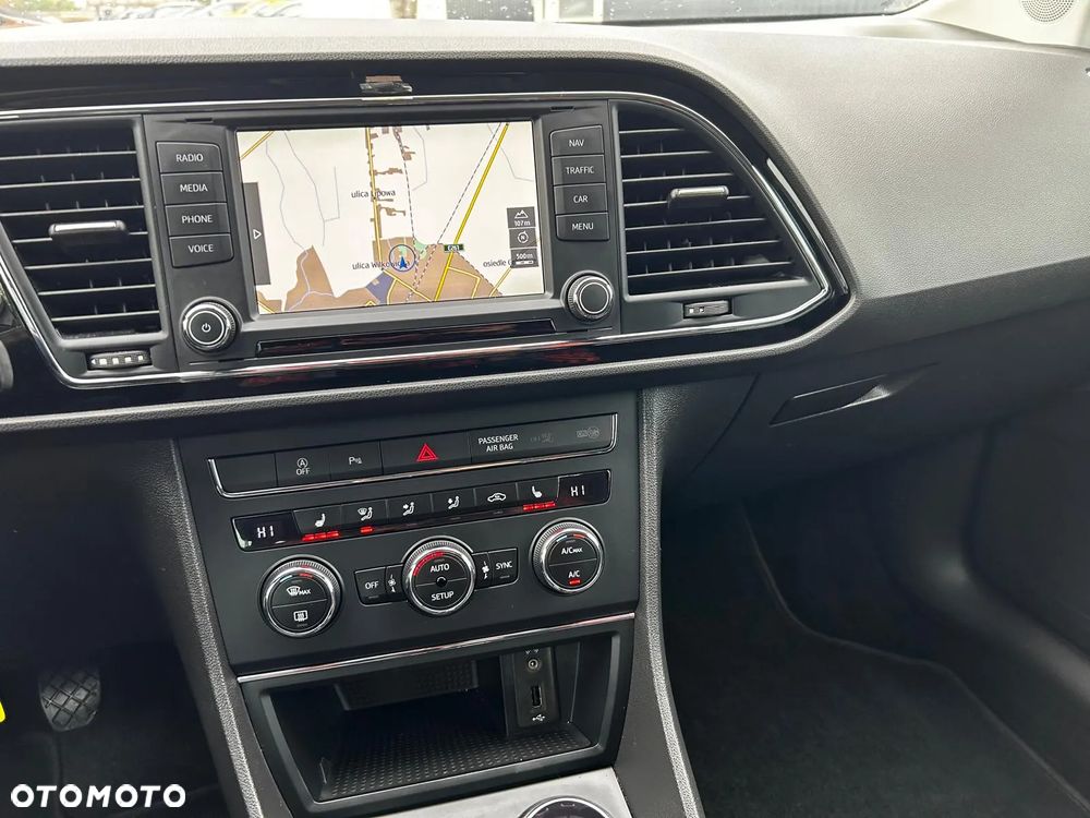 Seat Leon 1.4 TSI Start&Stop Style - 28