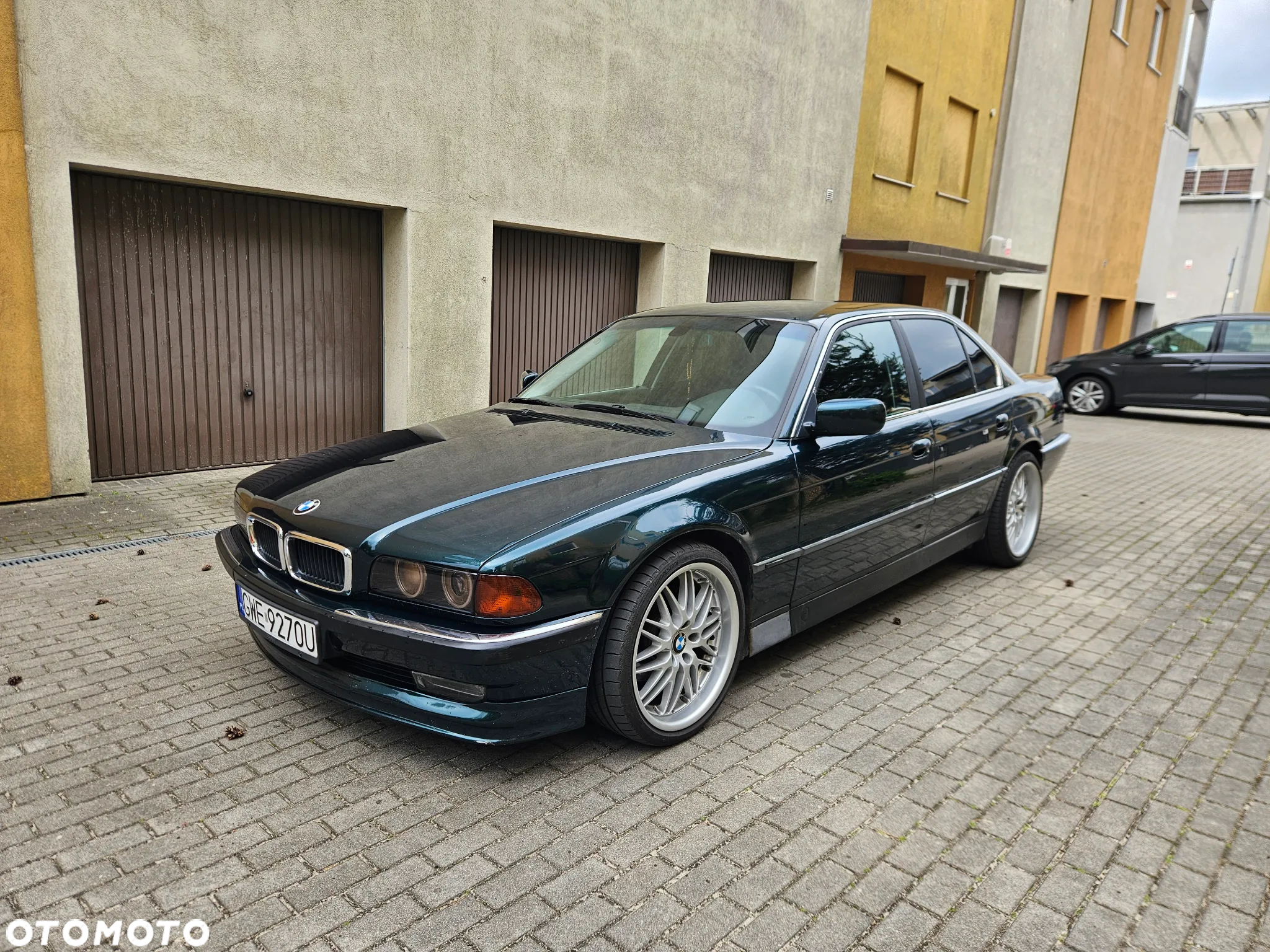BMW Seria 7 728i - 8