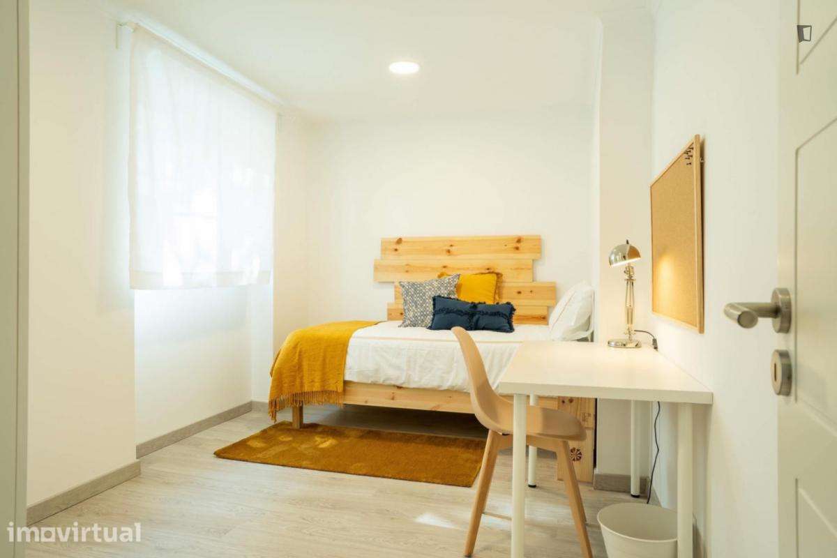 Quarto - localizado em Oeiras Lisbon - Grande imagem: 3/18
