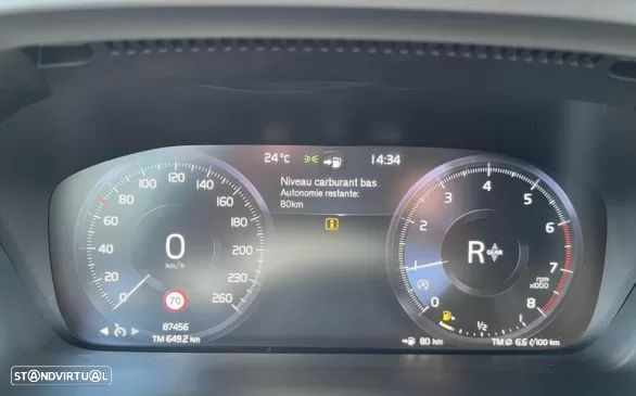 Volvo XC 40 1.5 T2 Momentum - 13
