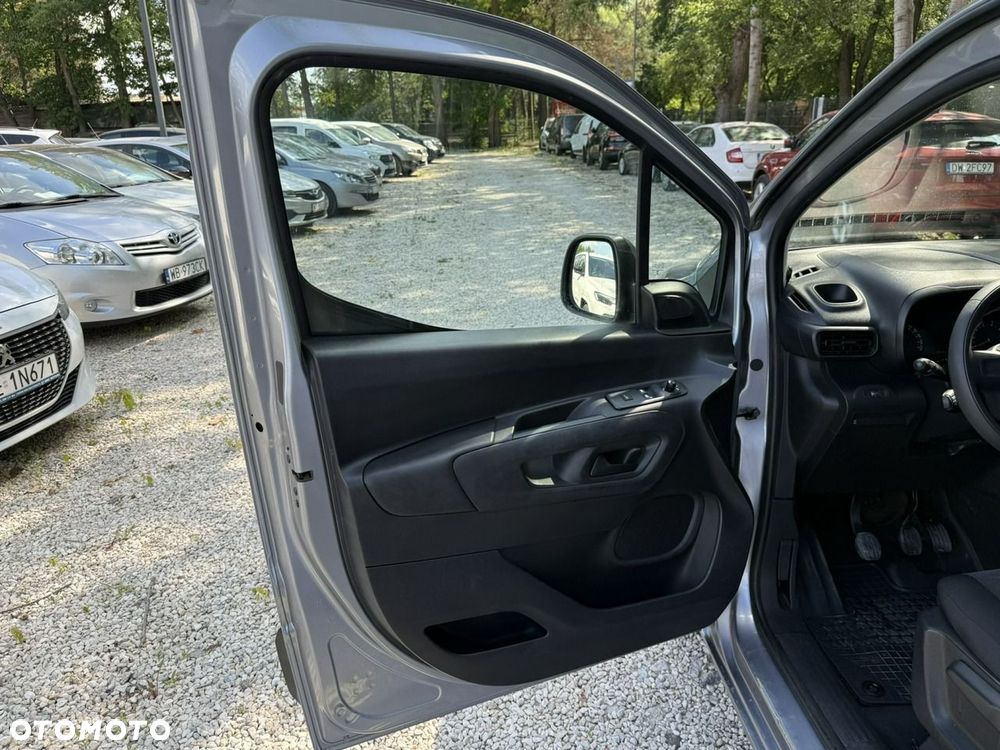 Toyota Proace City - 13