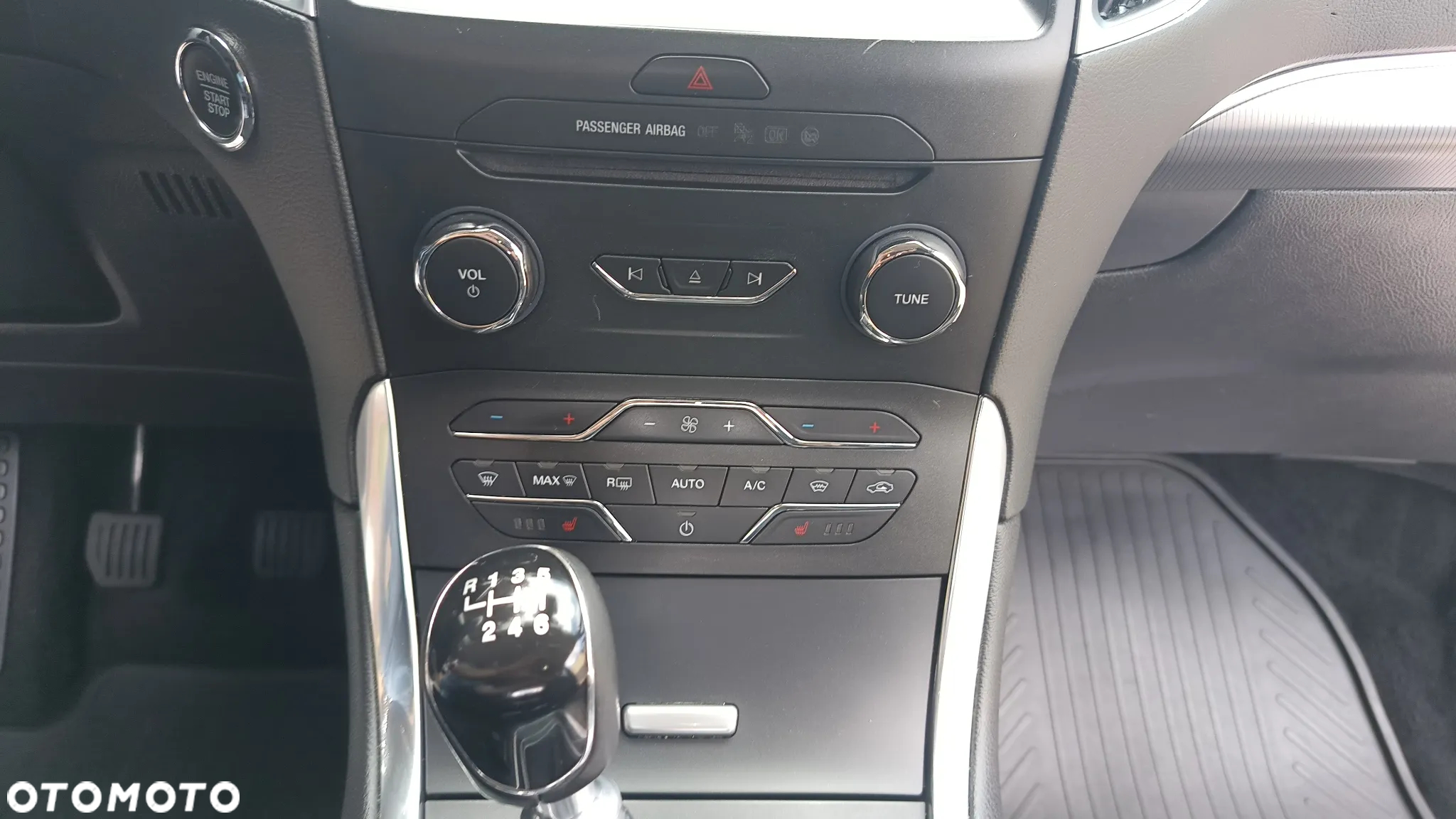 Ford Galaxy 2.0 TDCi Titanium - 13