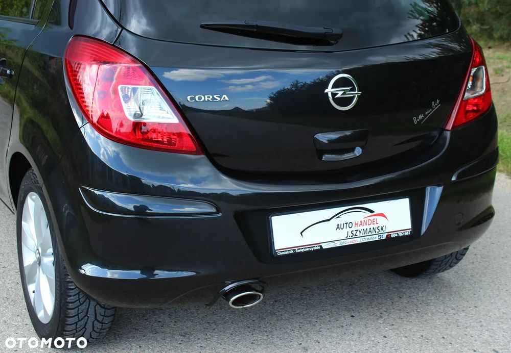 Opel Corsa 1.4 16V Innovation - 9
