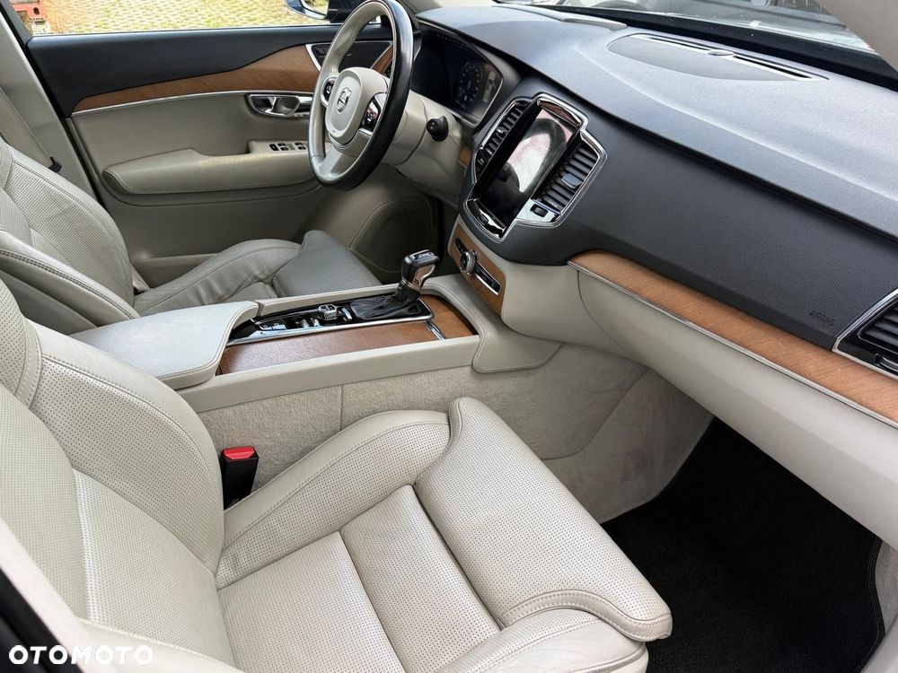 Volvo XC 90 D5 AWD Inscription - 10
