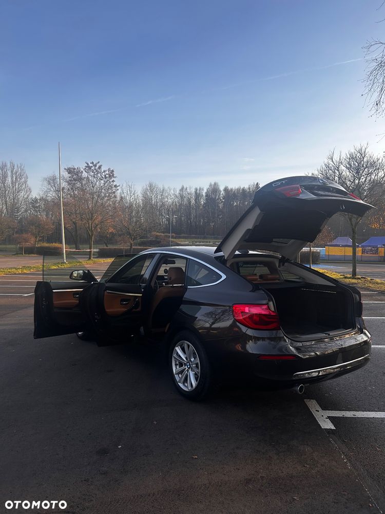 BMW 3GT 318d Luxury Line - 4