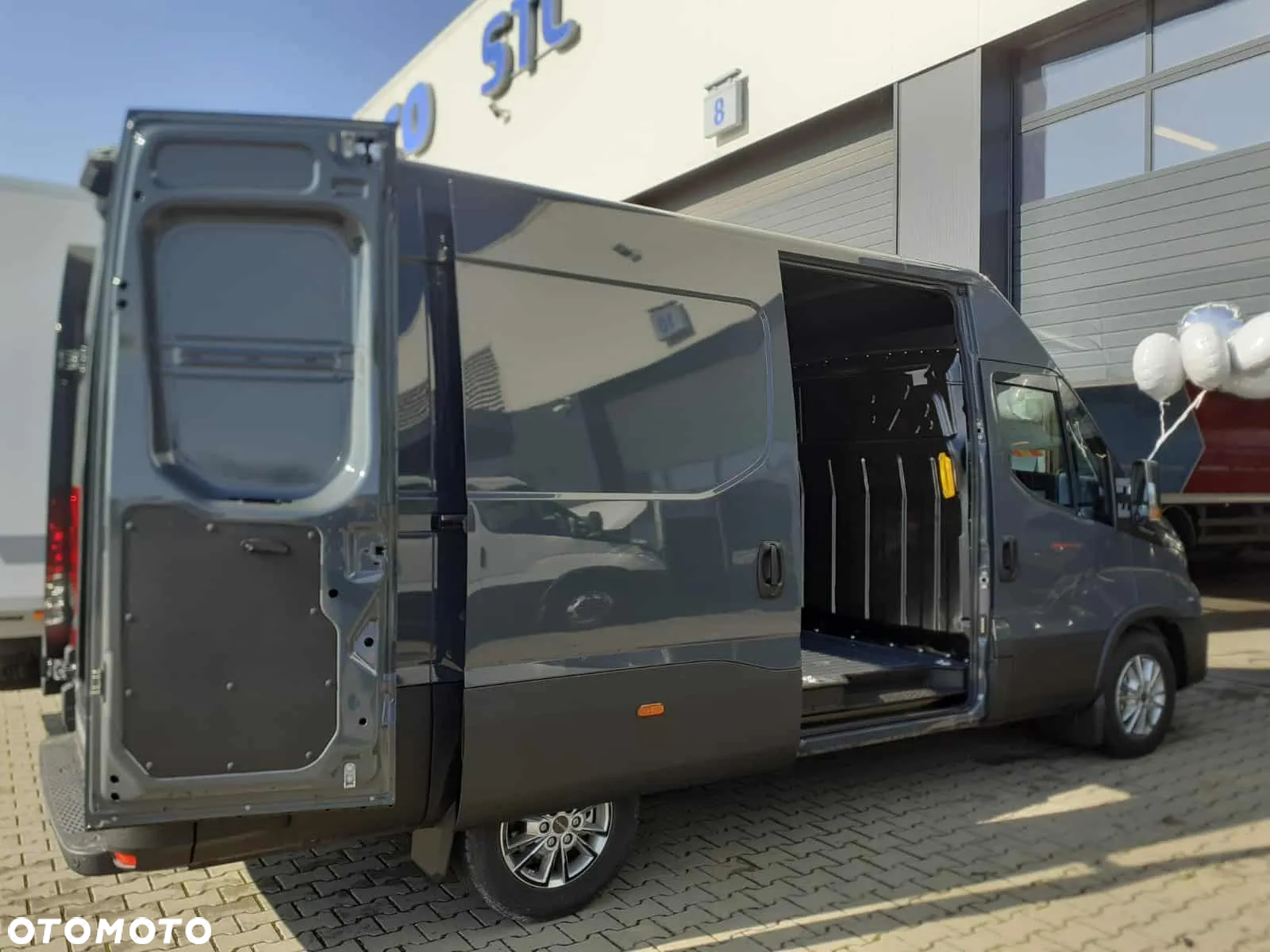 Iveco 35S16A8V - 13