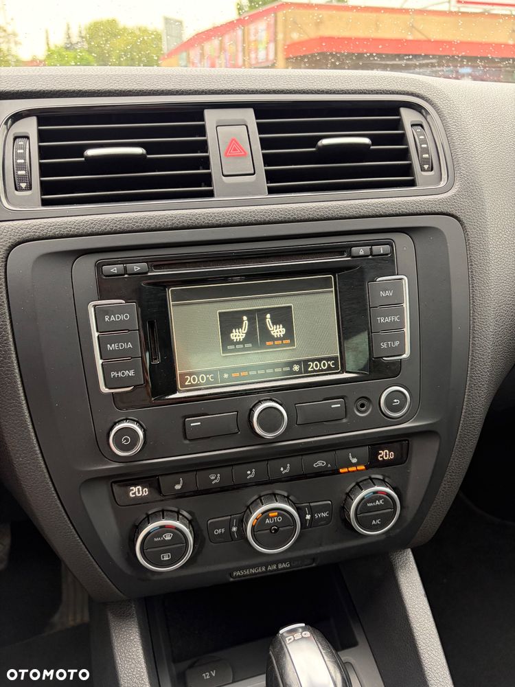Volkswagen Jetta 1.4 TSI DSG Match - 7