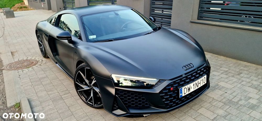 Audi R8 Coupé - 1