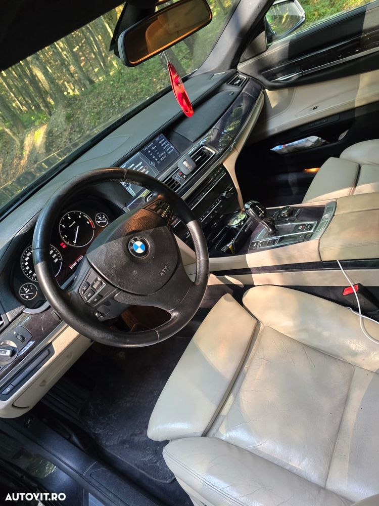 BMW Seria 7 730d Aut. - 2