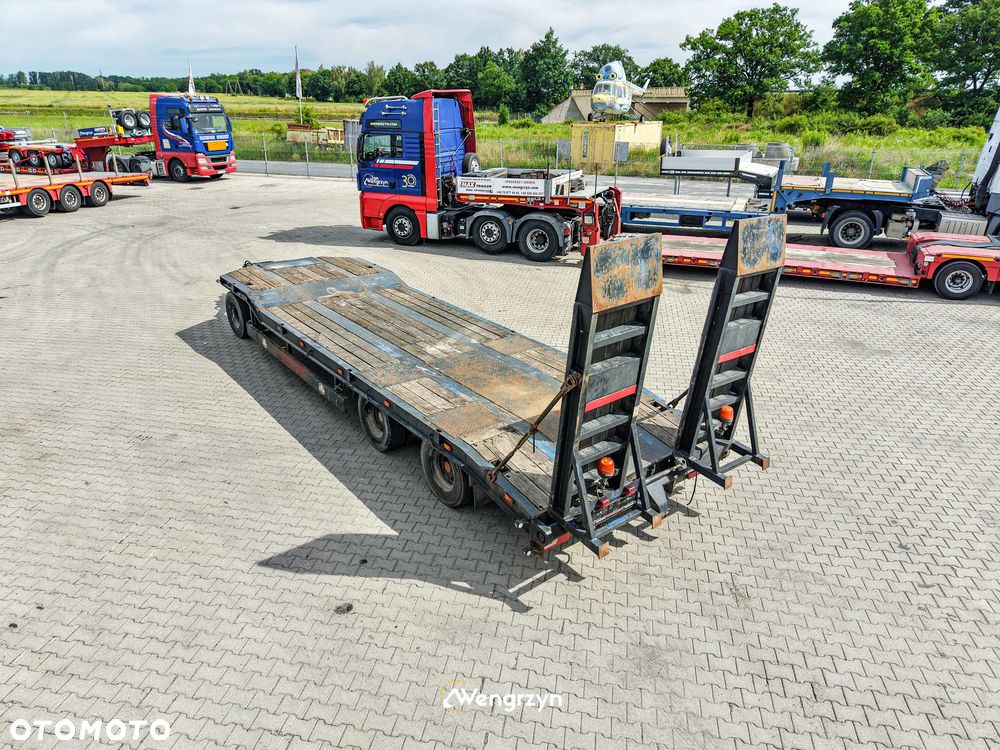 Inny BAUER FAHRZEUGBAU | Przyczepa 3 osiowa z najazdami hydraulicznymi - 17