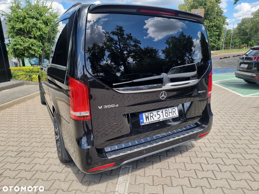 Mercedes-Benz Klasa V 300 d 4-Matic Exclusive 9G-Tronic (d³ugi) - 15