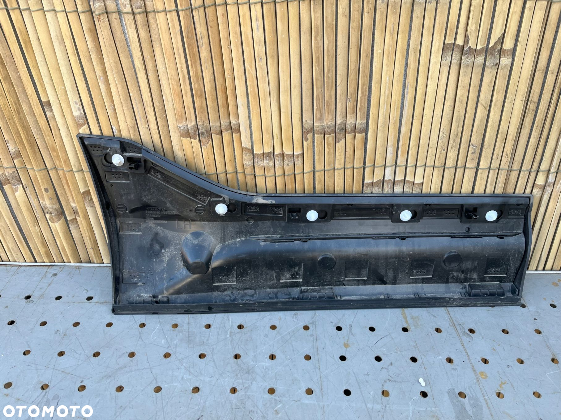 Volvo OE 31448318 listwa drzwi - 2