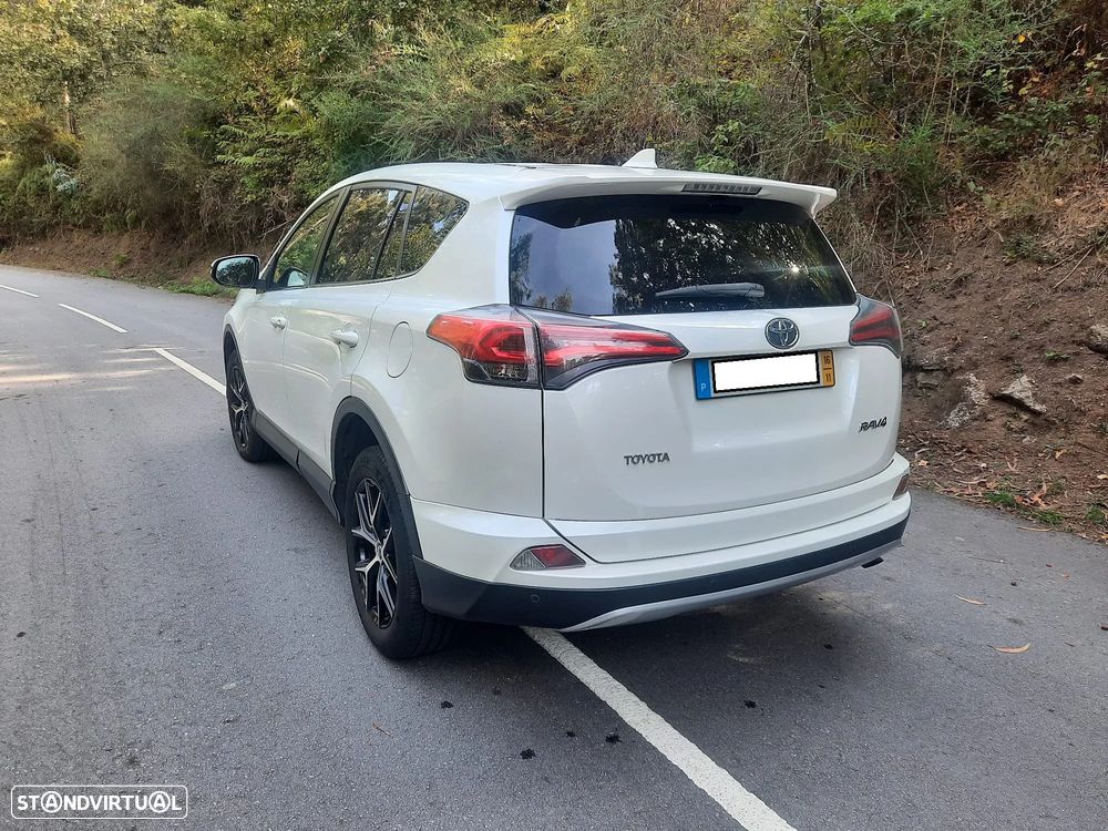 Toyota RAV4 2.0 D-4D Comfort+P.Sport - 8