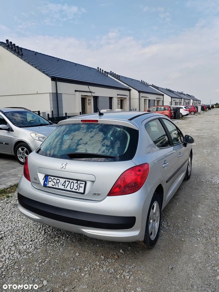 Peugeot 207 75 Urban Move - 10